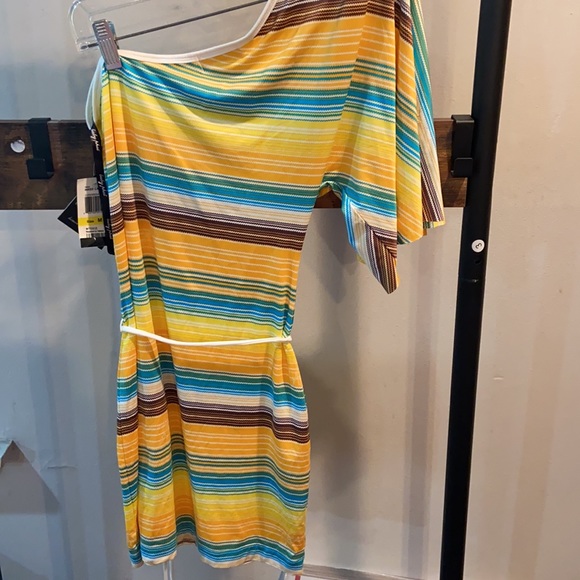 Dress - Picture 6 of 7